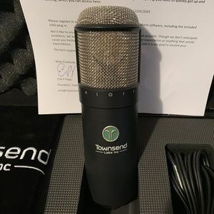 Meet your Posher, Gregory